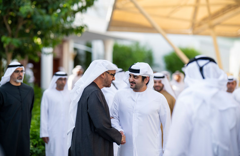 رئيس الدولة يستقبل ولي عهد دبي والنائب الأول للحاكم 