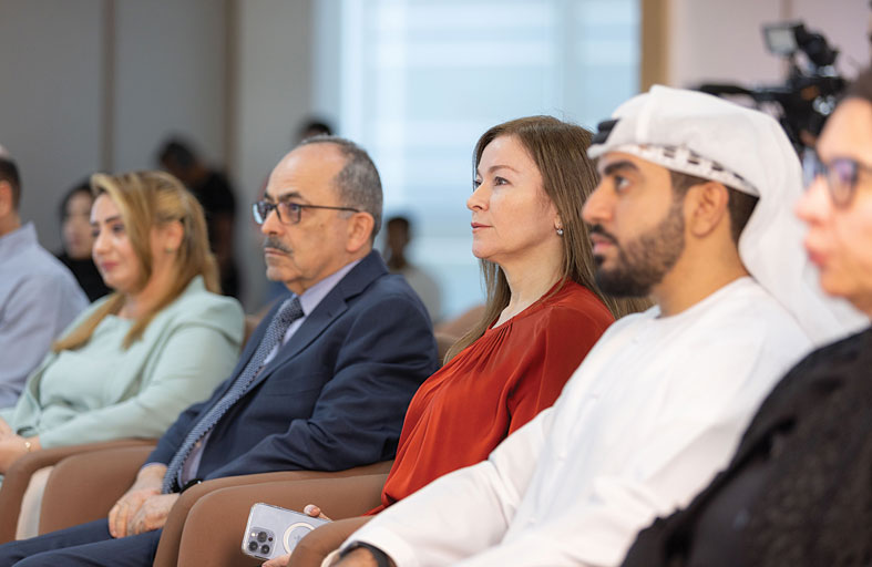 دائرة تنمية المجتمع تستعرض تفاصيل جائزة أبوظبي للتميز في دمج أصحاب الهمم «دمج»  