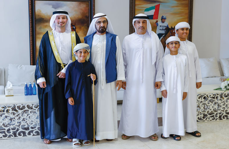 محمد بن راشد يحضر أفراح الفلاسي والسويدي 