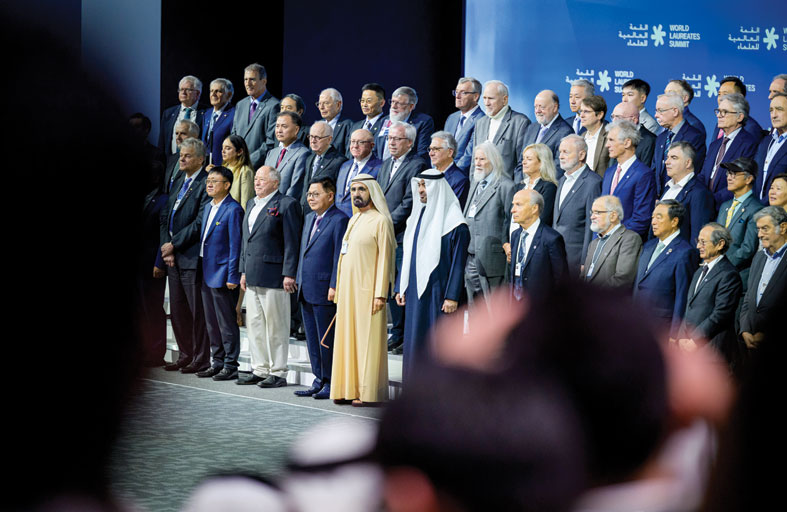 رئيس الدولة ومحمد بن راشد يفتتحان القمة العالمية للعلماء..أكبر تجمع عالمي للحائزين على جائزة نوبل وغيرها من الجوائز العلمية المرموقة 