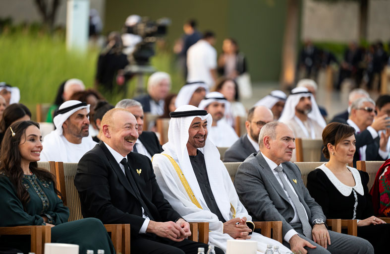 رئيس الدولة يشهد مراسم الاحتفاء بالمكرمين بـ«جائزة زايد للأخوة الإنسانية» لعام 2026 