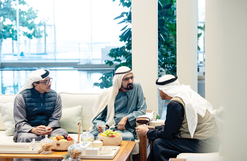 رئيس الدولة ومحمد بن راشد يستعرضان الأولويات التنموية ومسيرة ازدهار الإمارات وتنافسيتها العالمية  