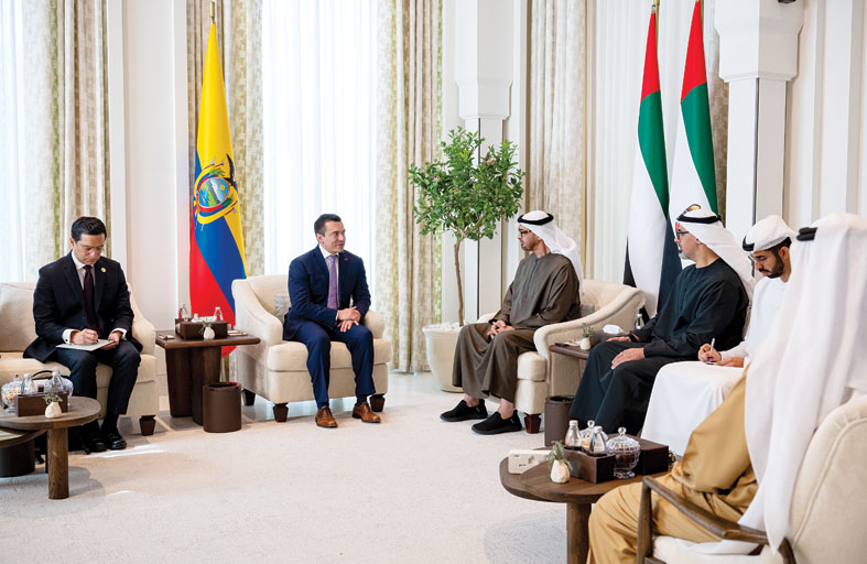 رئيس الدولة ورئيس الإكوادور يؤكدان أهمية تعزيز السلام والاستقرار في المنطقة والعالم وتسوية النزاعات عبر الحوار 