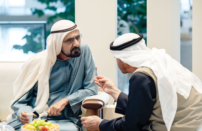 رئيس الدولة ومحمد بن راشد يستعرضان الأولويات التنموية ومسيرة ازدهار الإمارات وتنافسيتها العالمية  