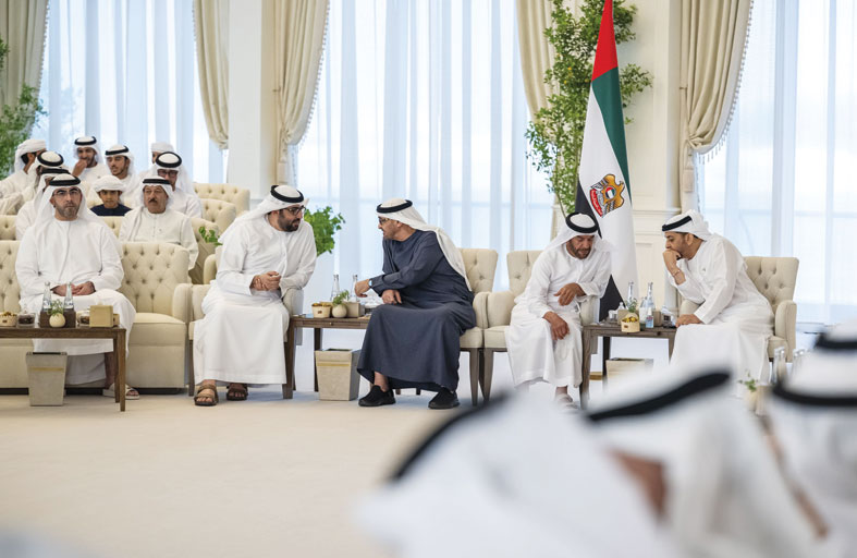 رئيس الدولة يستقبل ولي عهد أم القيوين ويبحثان شؤون المواطن والوطن   