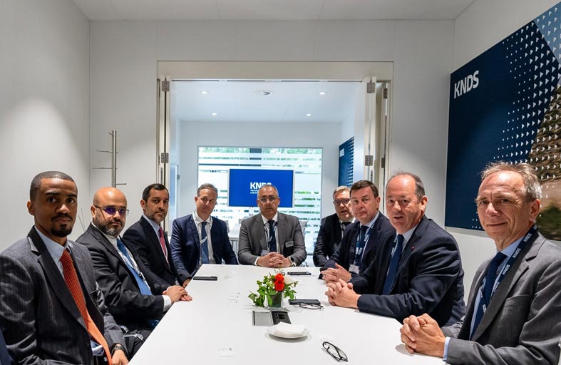 ايدج ومجموعة KNDS فرنسا تتعاونان ضمن مجال الدفاع البري