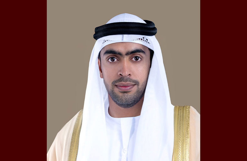 منصور المنصوري: نعتز بما حققته المرأة الإماراتية من إنجازات ومساهمات في مسيرة التنمية