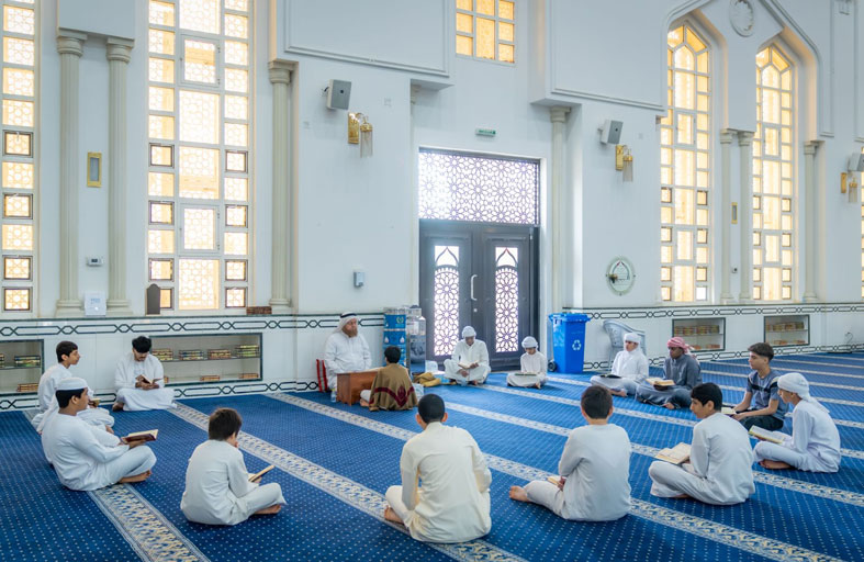 حميد بن راشد لخدمة القرآن يطلق فعاليات النشاط الصيفي
