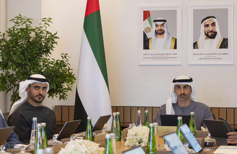 حمدان بن محمد بن زايد يترأس اجتماع مجلس الأنظمة الذكية ذاتية الحركة