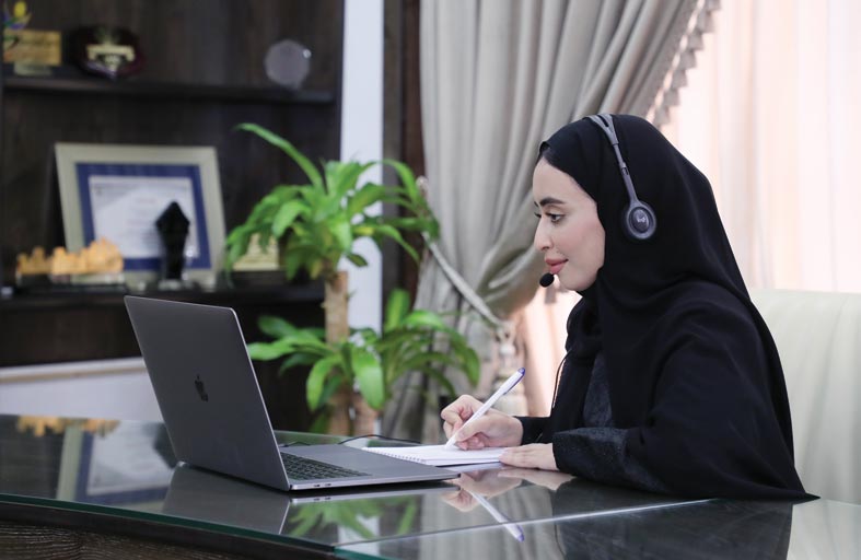 موارد الشارقة تعد المدربين المحترفين من موظفي حكومة الشارقة