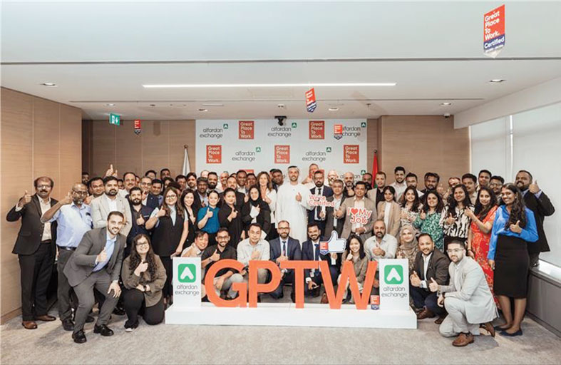 الفردان للصرافة تحصل على شهادة أفضل بيئة عمل  