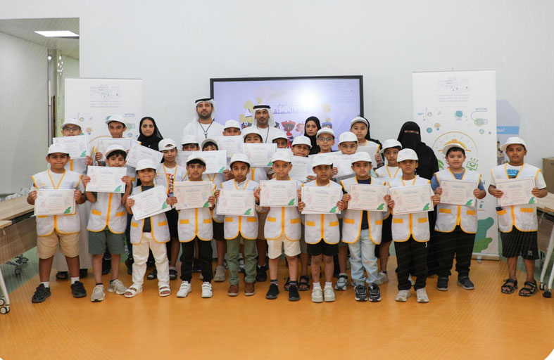 بلدية دبا الحصن تستثمر أوقات فراغ 50 طفلاً بنجاح لافت
