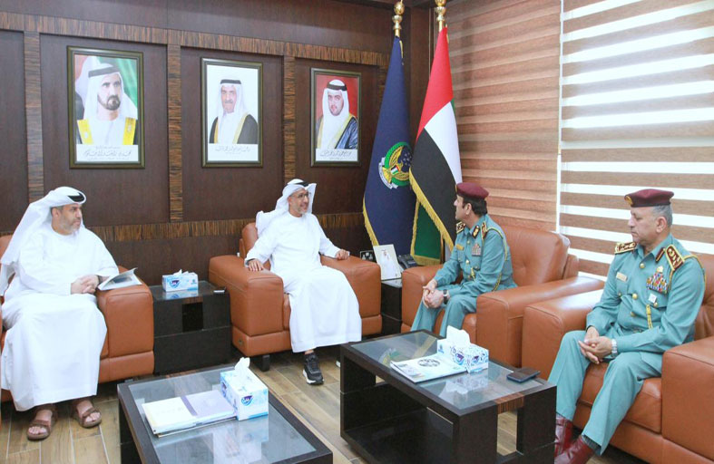 القائد العام لشرطة الفجيرة يستقبل مدير عام مركز جامع الشيخ زايد الكبير