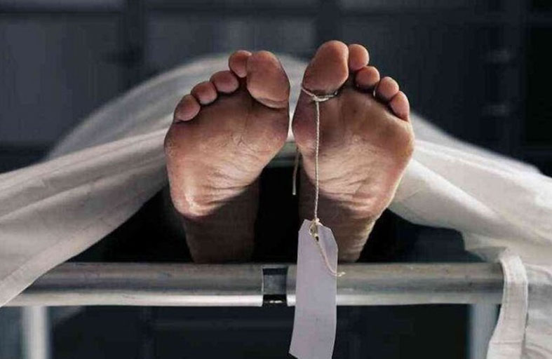 جثة في محل حلويات