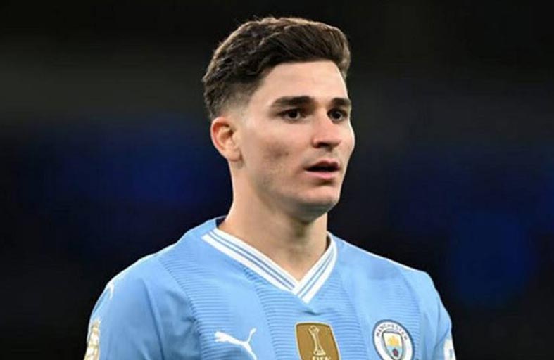 الأرجنتيني ألفاريس في طريقه إلى أتلتيكو مدريد