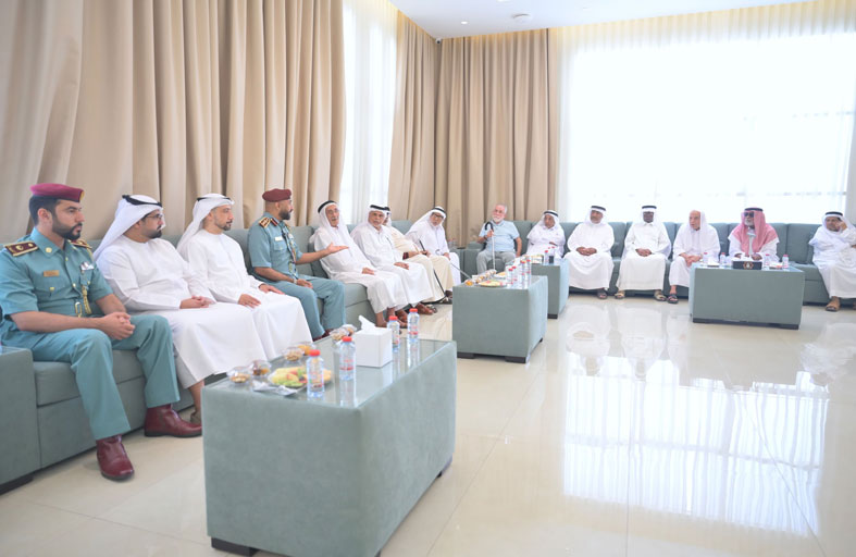 وزارة الداخلية تنظم جلسة تفاعلية مع كبار المواطنين ضمن اللقاءات الدورية لمجالس المتعاملين