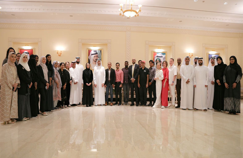 صحة دبي تكرم الفائزين بجائزة صحة وسعادة خلال معرض الصحة العربي