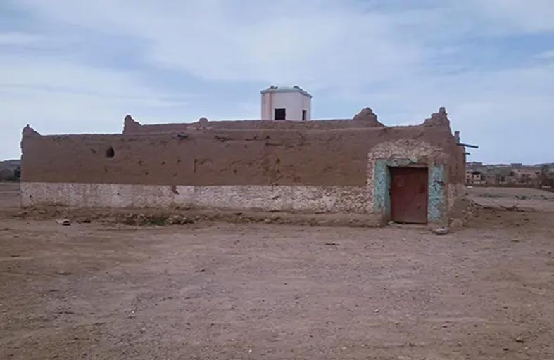 أصوات غامضة داخل ضريح تكشف مفاجأة صادمة