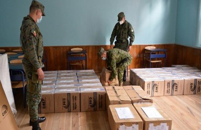 انتخابات في أجواء من الاستقطاب في الإكوادور 