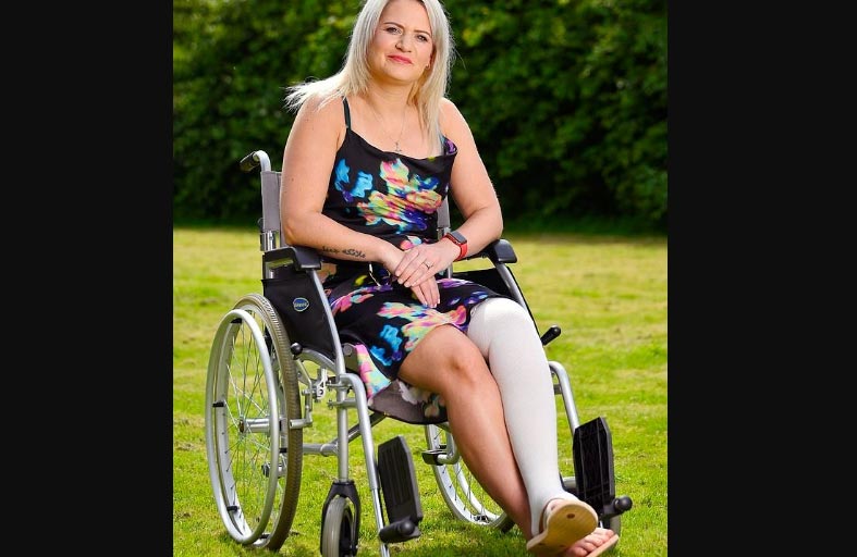 لدغة أفعى سممت جسدها