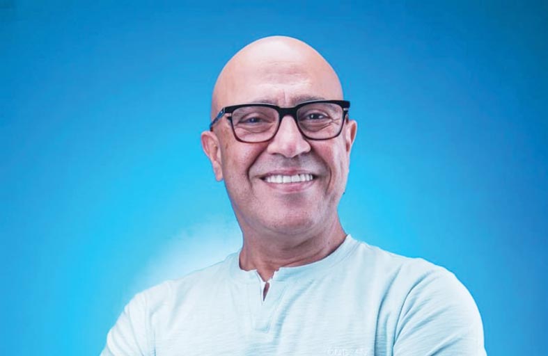 أشرف عبد الباقي يجمع نجوم 