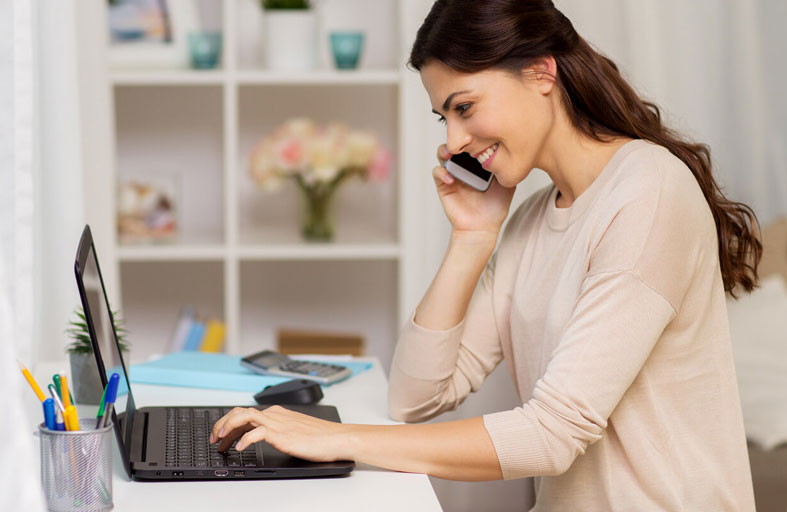 العمل من البيت أثر سلبا على النساء أكثر من الرجال