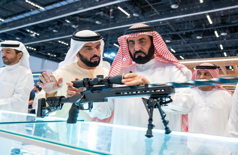 طالب القاسمي يزور  معرض أبوظبي للصيد والفروسية بدورته الـ20 
