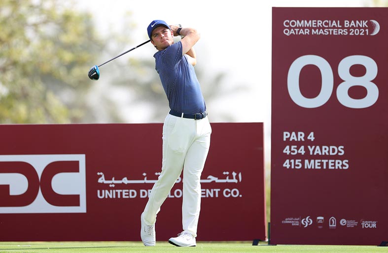 الأردني «شيرجو الكردي» يضع قدما في بطولة بريطانيا المفتوحة لمحترفي الجولف