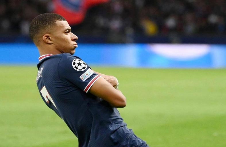 الدوري الفرنسي يبدأ جولته الجديدة وطموحات ليون تتحدى حامل اللقب