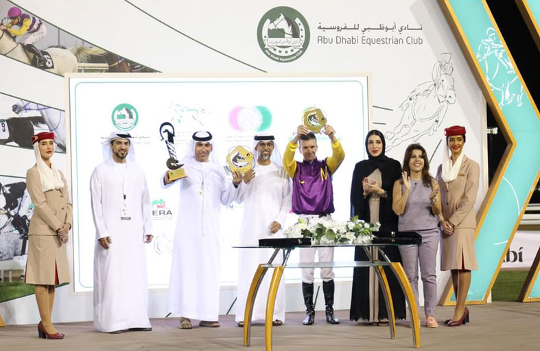 «فخر» و «جليل» و «التبر» تتصدر المشهد في سباق أبوظبي للفروسية