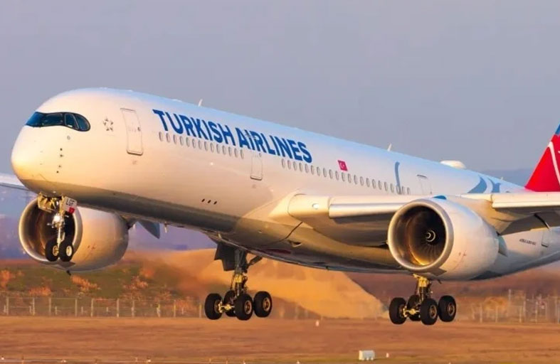 وفاة راكب على متن طائرة واختفاء جثمانه 