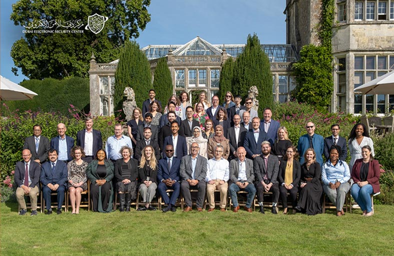 مركز دبي للأمن الإلكتروني يعزز ريادته العالمية خلال ملتقى ويلتون بارك