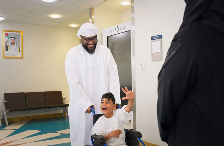 «مركز المشرف التخصصي» ينجح في علاج طفل من محدودي قدرات النطق