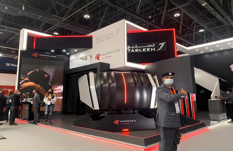 عارضون أوروبيون : تنظيم آيدكس 2021 في أبوظبي دليل على نجاح الإمارات في استضافة هذا الحدث العالمي 