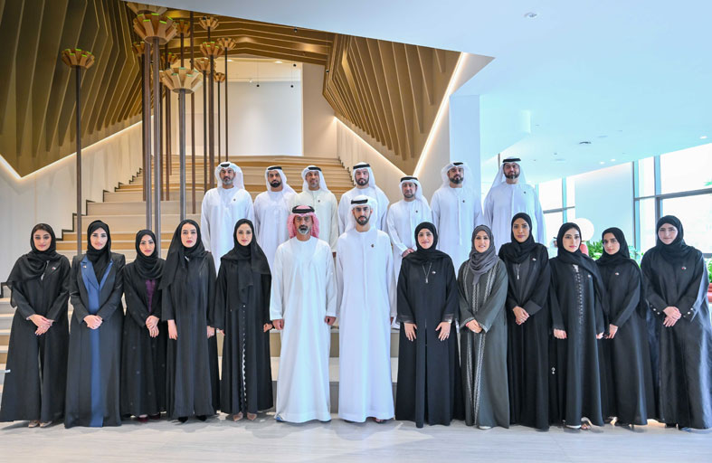 عمّار بن حميد يستقبل منتسبي برنامج «قيادات حكومة الإمارات 2025»