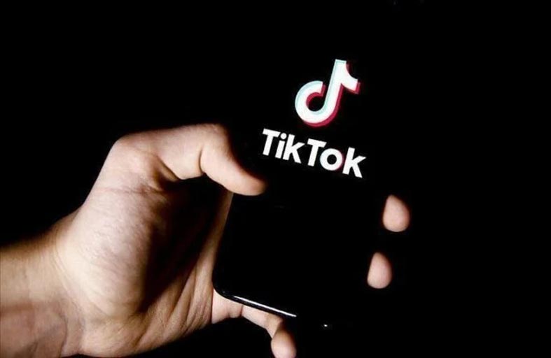 تيك توك ينهي حياة مراهق