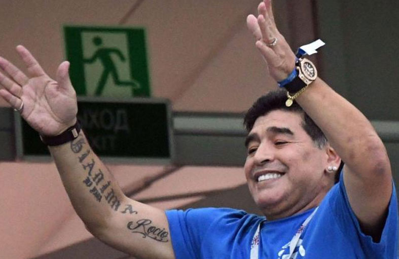 تقرير يكشف ما فعله مارادونا قبل أسبوعين من وفاته