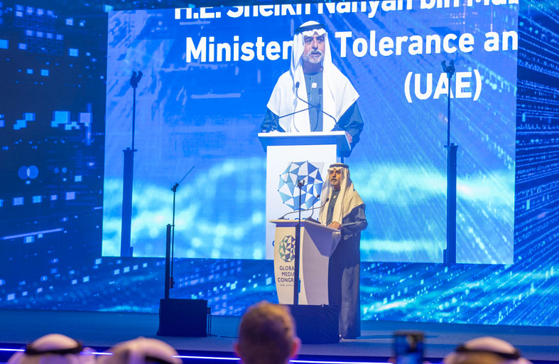 الإمارات بقيادة محمد بن زايد تقدر قيم الصدق والوضوح والالتزام والتفاني للمصلحة العامة