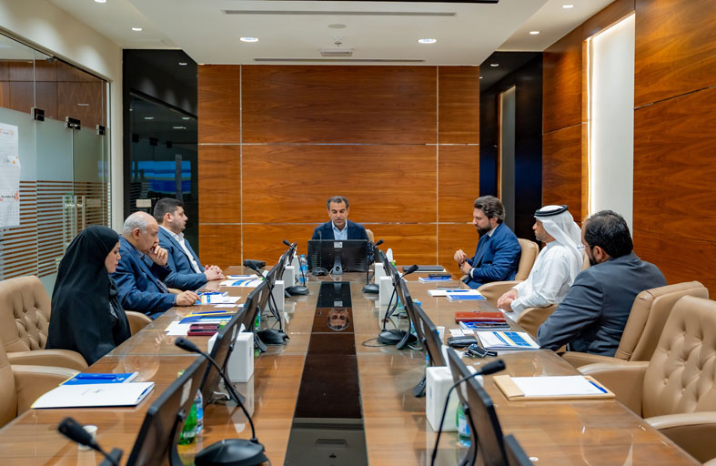مجموعات الأعمال للقطاع الصناعي بغرفة عجمان تناقش فرص تطوير القطاع
