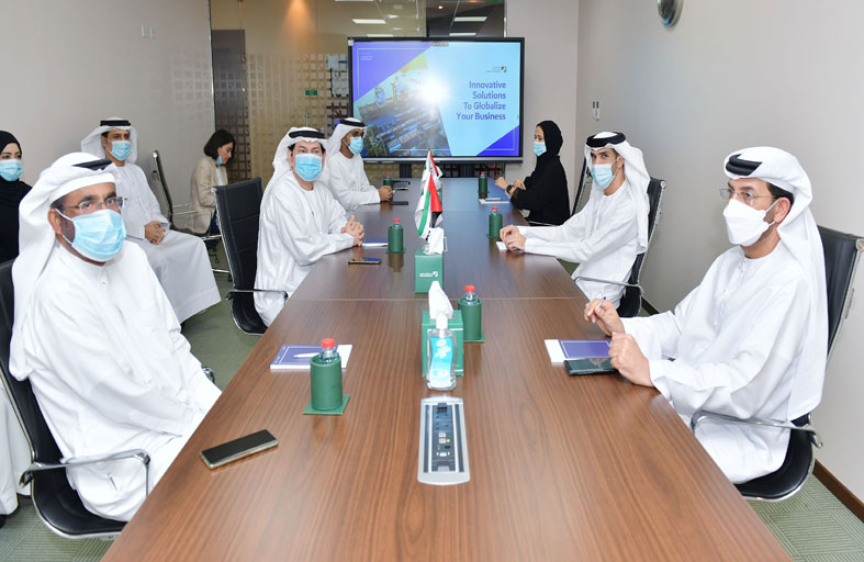 الزيودي يزور مقر مؤسسة دبي لتنمية الصادرات لبحث التعاون في تعزيز التجارة والصادرات  