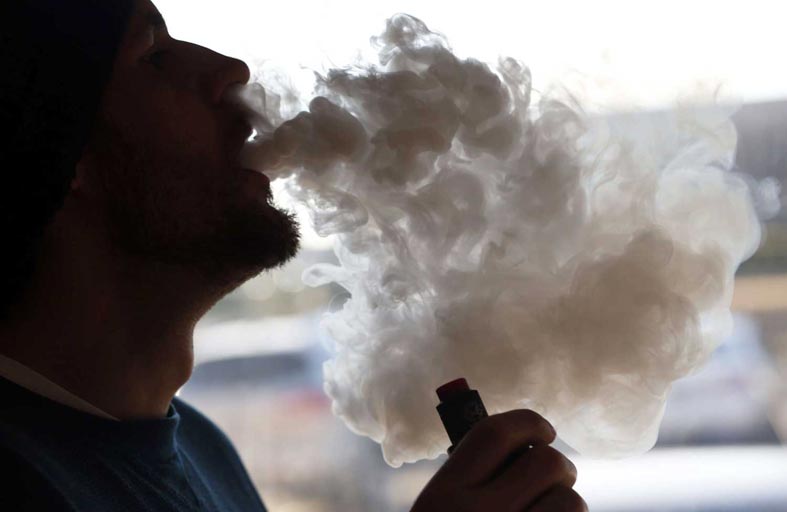 الرسائل النصية للإقلاع عن التدخين الإلكتروني