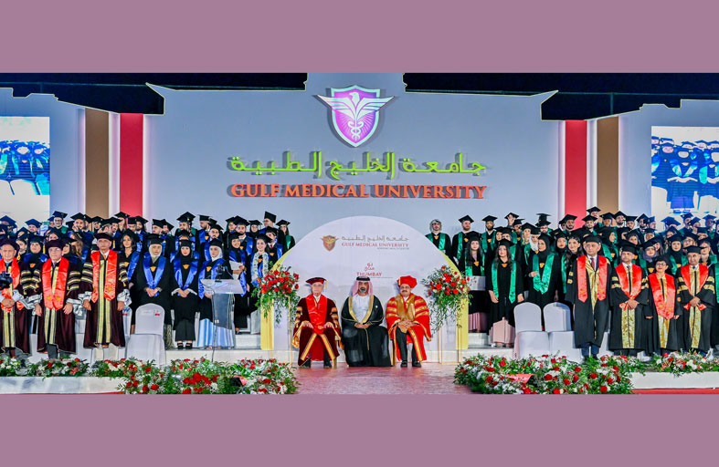 عمار النعيمي يشهد حفل تخريج 509 طلاب وطالبات من جامعة الخليج الطبية