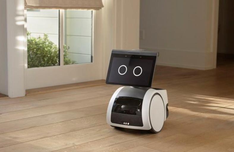 أمازون تطلق روبوتا يمكنه التجول في المنزل 