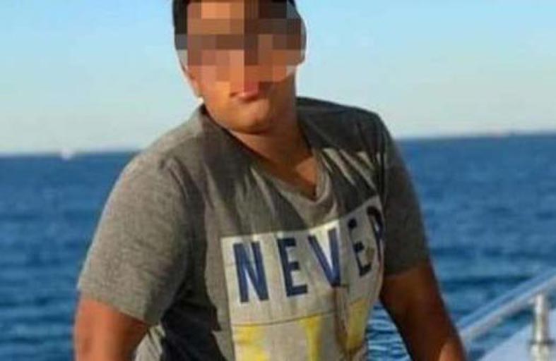 معاقبة طفل المرور بـ الإيداع المفتوح في دور رعاية