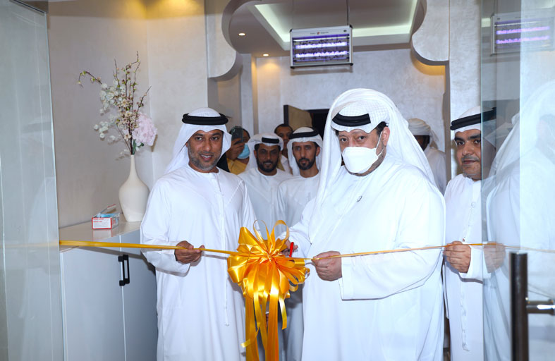 سعيد بن طحنون يفتتح أكبر كهف ملحي بمدينة العين