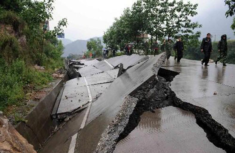 فروا من جحيم غزة.. فماتوا في زلزال تركيا