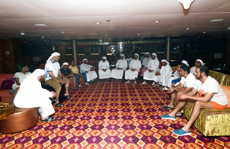 سفن «القفال» تأمل رياح مناسبة لإنجاح النسخة 33