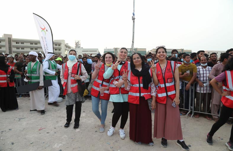 300 متطوع من «شكراً لعطائك» ضمن المبادرات المجتمعية في 3 مناطق بدبي 