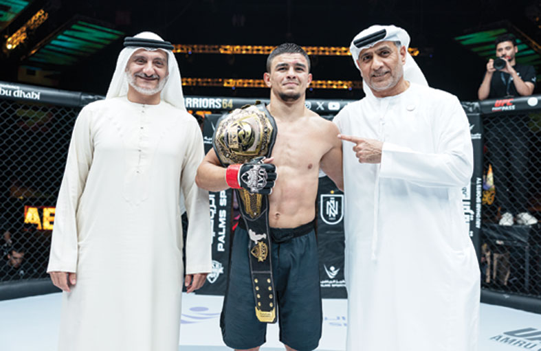 الصومالي أبوبكر والأذري شاربوف يتوجان بلقب دولية «محاربي الإمارات» 