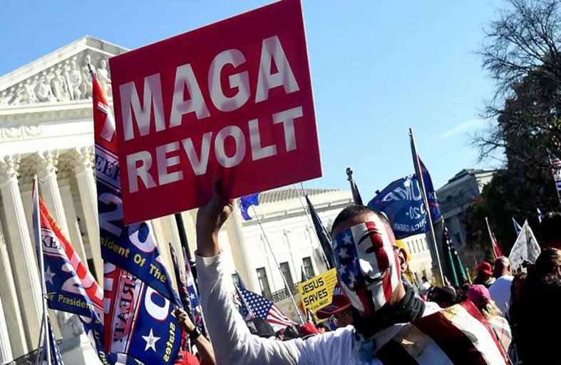 انحسار حركة «حياةُ السود مُهِمَة» وإنهاءُ برامج التنوع والمساواة في الولايات المتحدة  